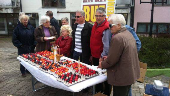 Sretan i blagoslovljen Uskrs svima!!!   BUZ Gare&scaron;nica podijelio 700 pisanica