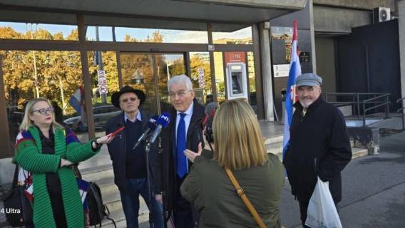 BUZ održao konferenciju za medije ispred Piletićeva ministarstva