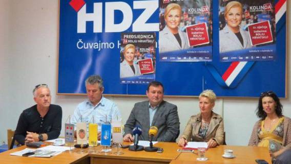 Domoljubna koalicija u Sisku podnijela je kaznenu prijavu protiv gradonačelnice Kristine Ikić