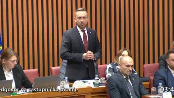 Hrvatska u kojoj krize uvijek plaćaju umirovljenici?! 