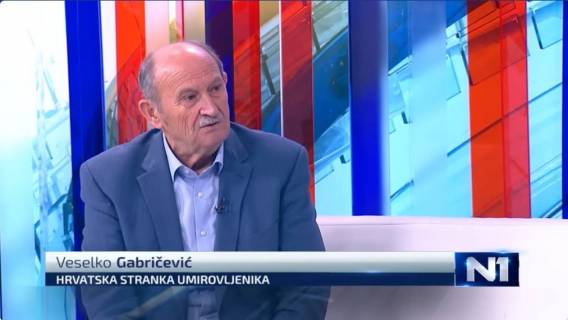 Je li i vama mučnina od lika na fotografiji?