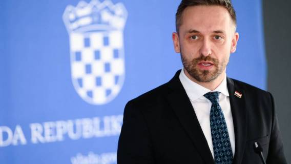 NAJO&Scaron;TRIJE OSUĐUJEMO POSTUPANJE MINISTRA PILETIĆA