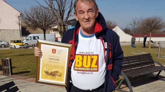 Željku Krznariću uručeno priznanje DVD-a Nu&scaron;tar